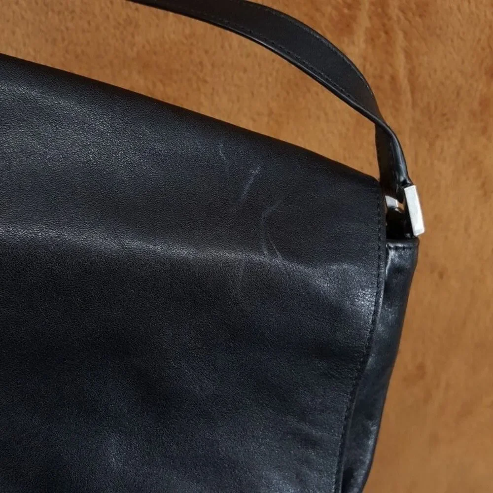 BALENCIAGA Large Black Leather Agneau Grungy Messenger Bag Crossbody $2290
